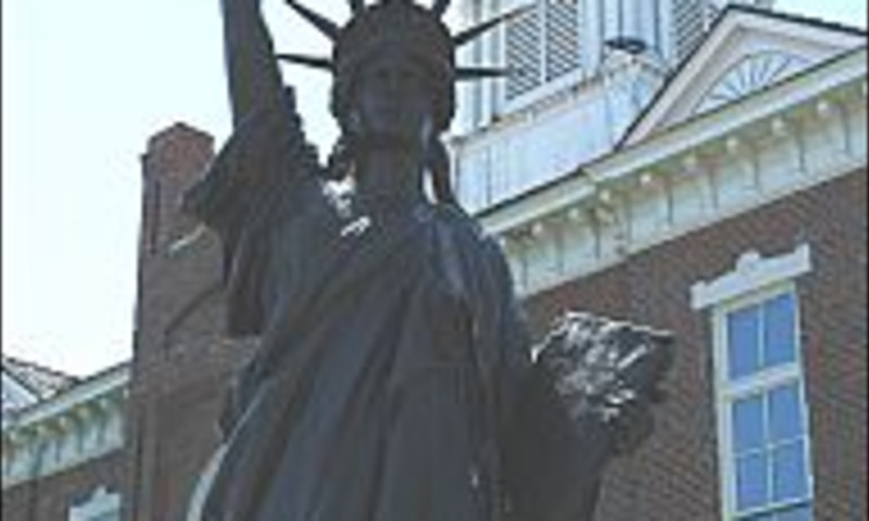 War Memorial/Statue of Liberty