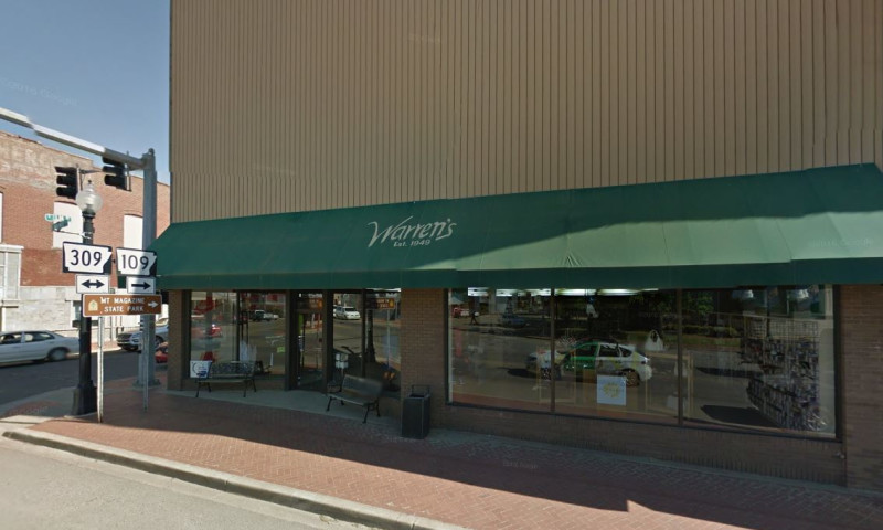 Warren's Shoe Store