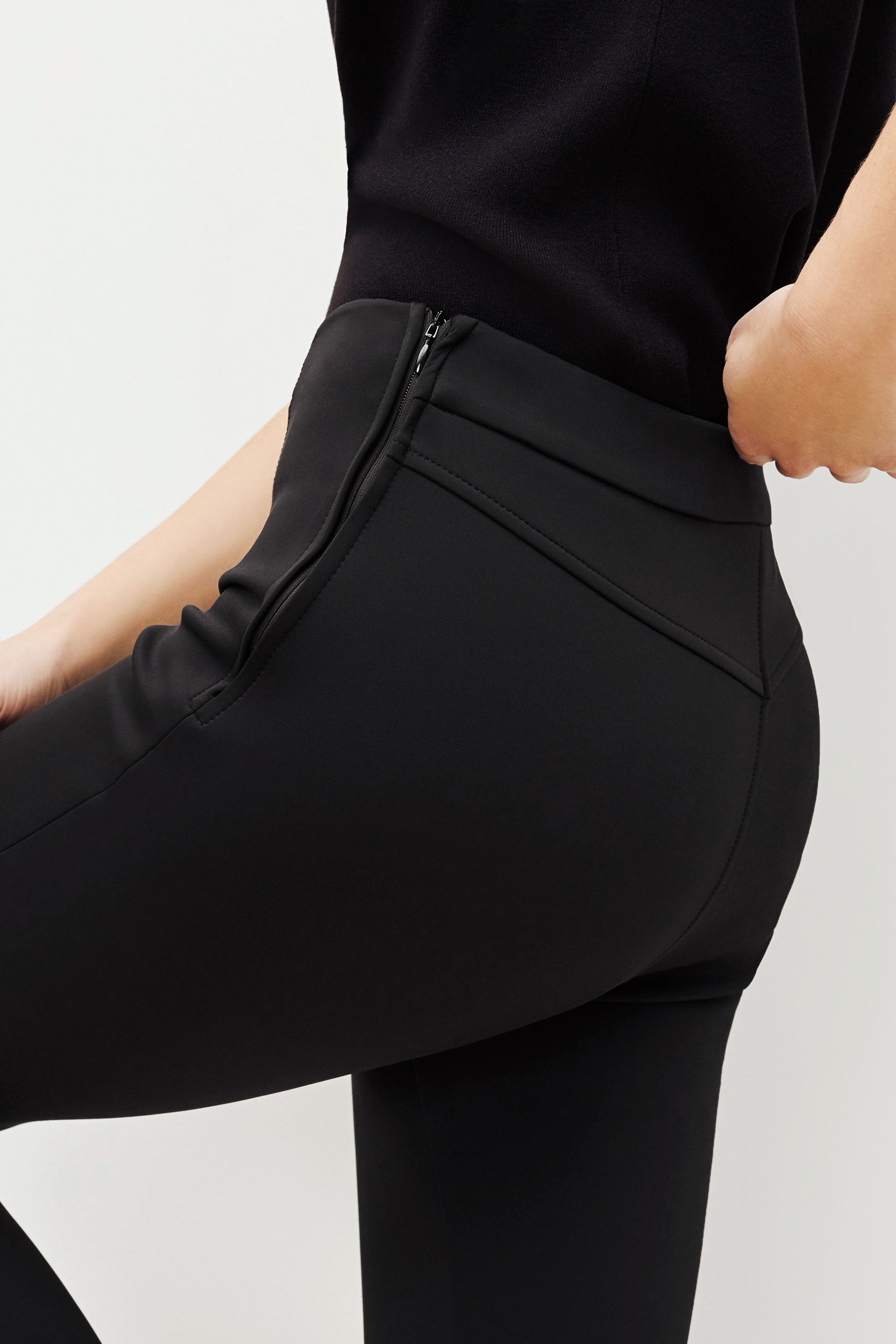 The Shaw Pant—Scuba