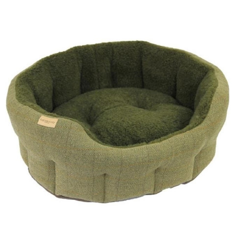 Earthbound Traditional Tweed Green Dog Bed