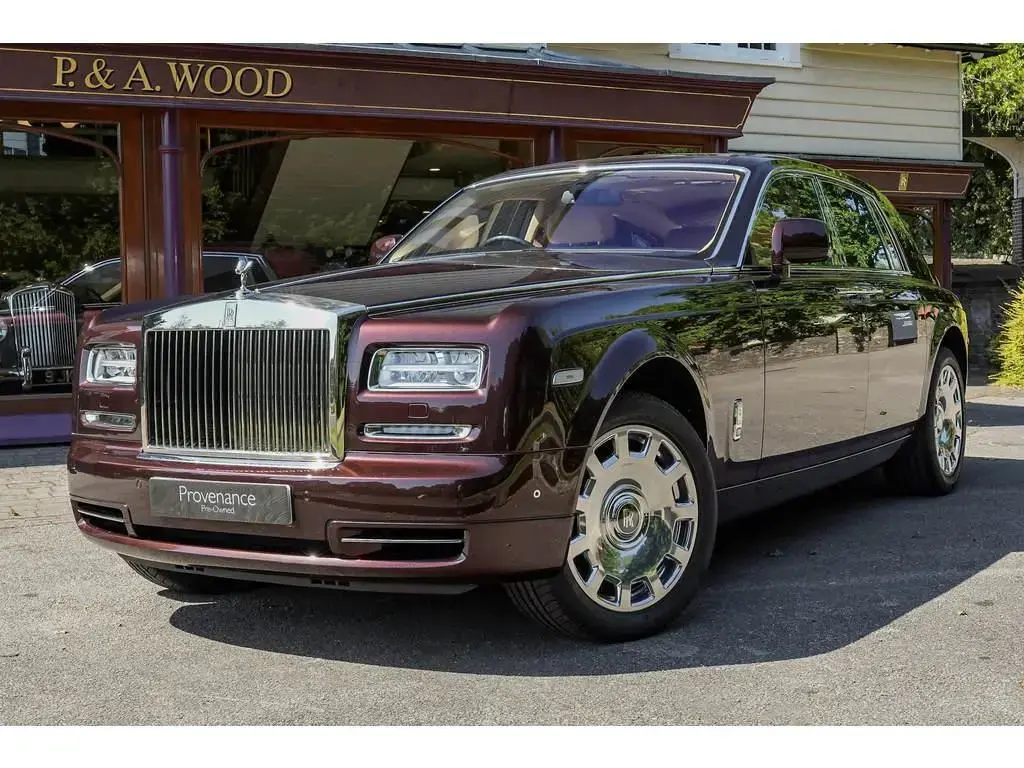 2007 Rolls-Royce Phantom VII - Limousine 10.000 km mit neuem Service