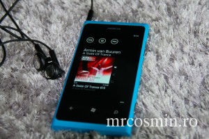nokia 800 zune player