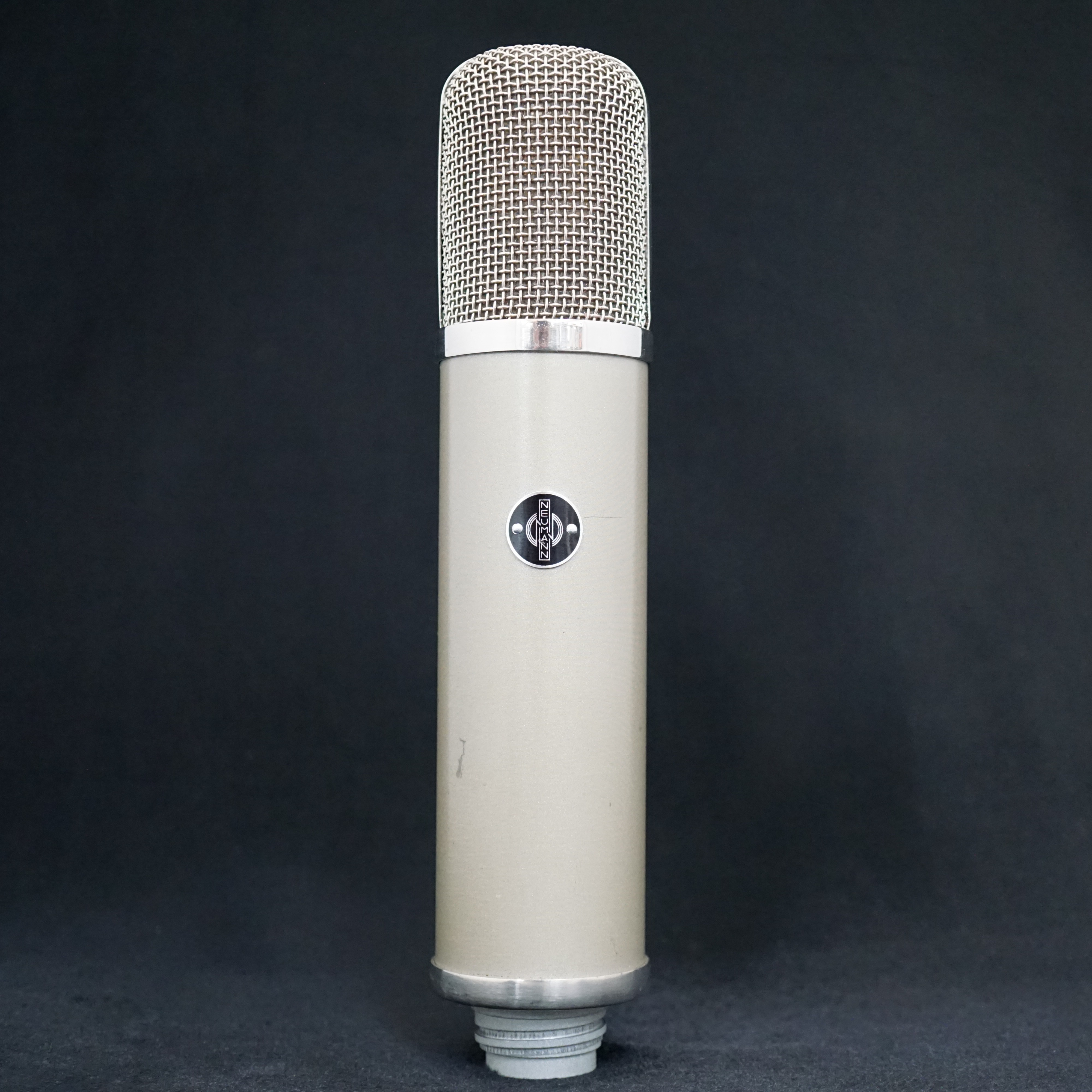 Neumann & Co. Gefell UM57