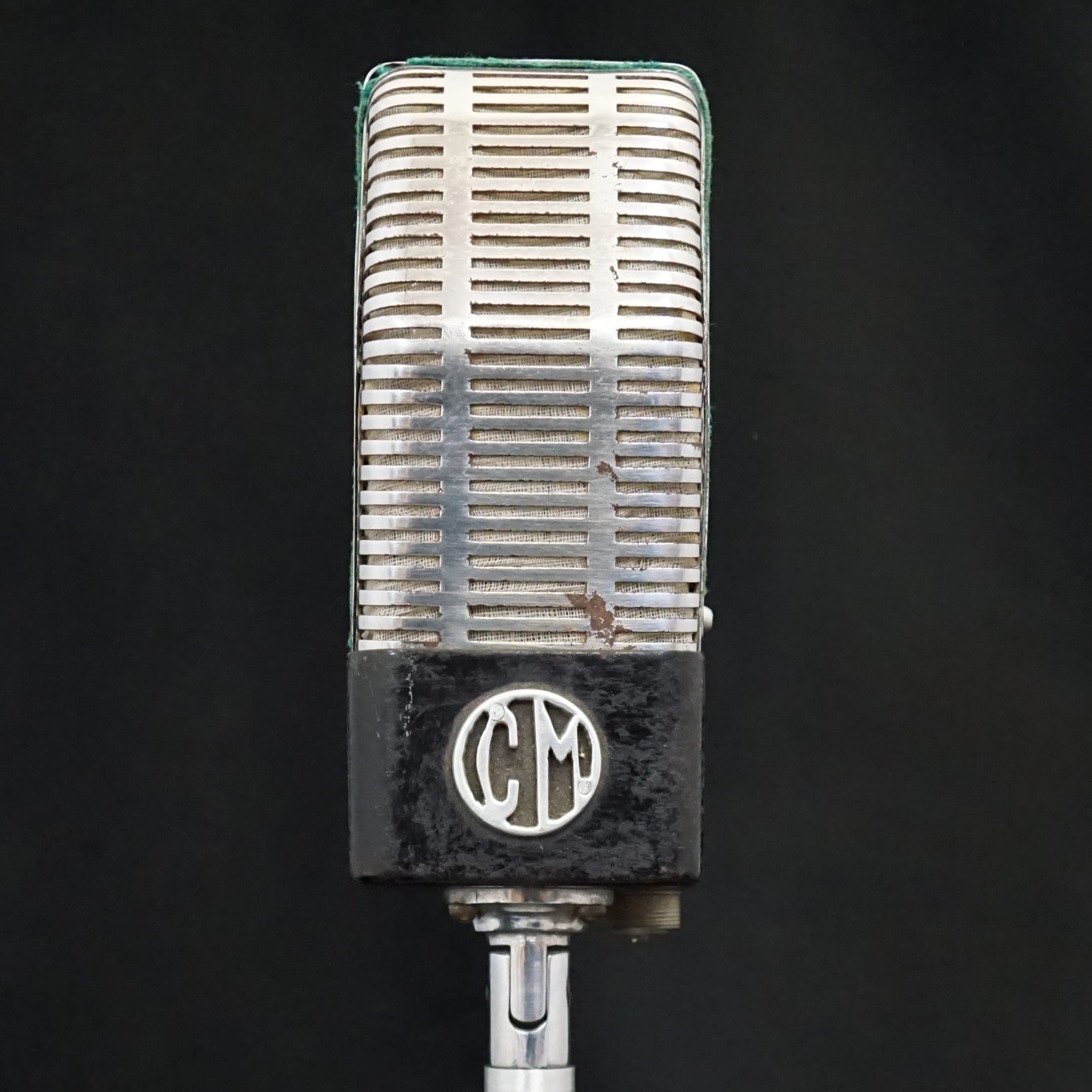 CM Ribbon (Unidentified)