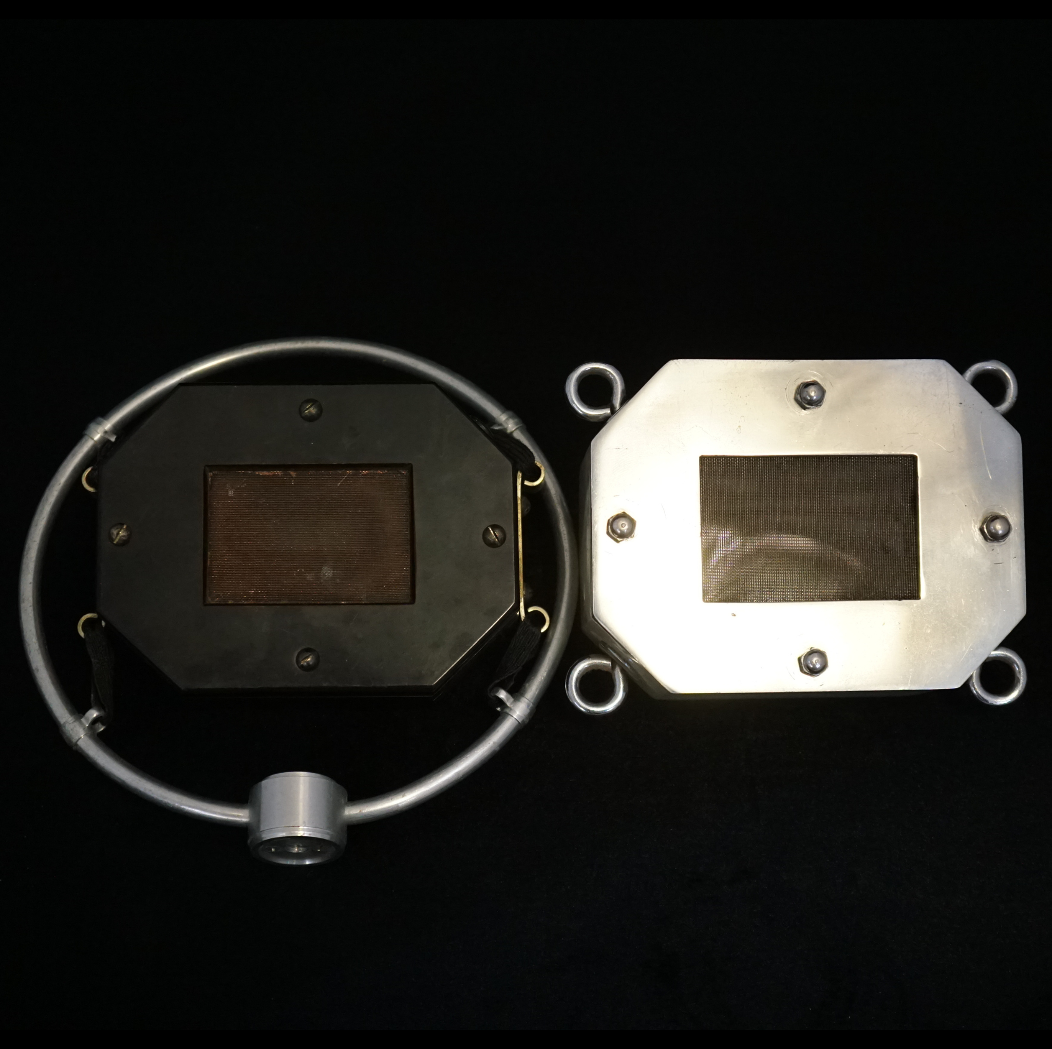 Wireless World Carbon Microphone