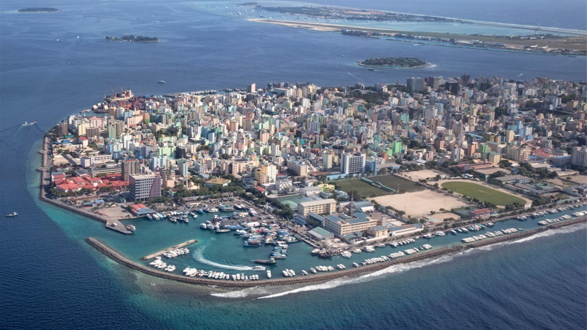Click to view large image Maldives Dhoni Explorer