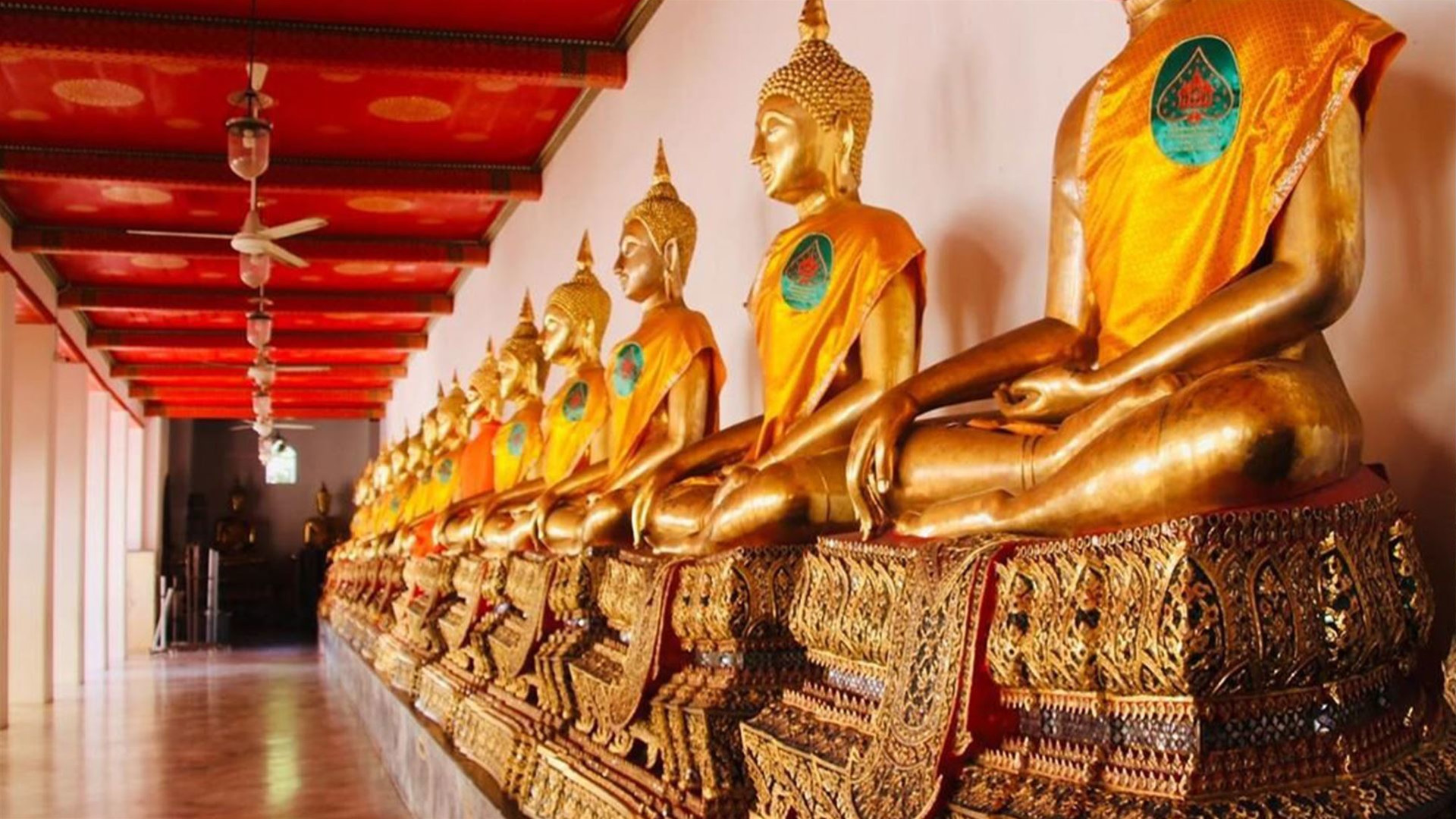 Click to view large image Southern Thailand Sojourn: Nightlife & National Parks