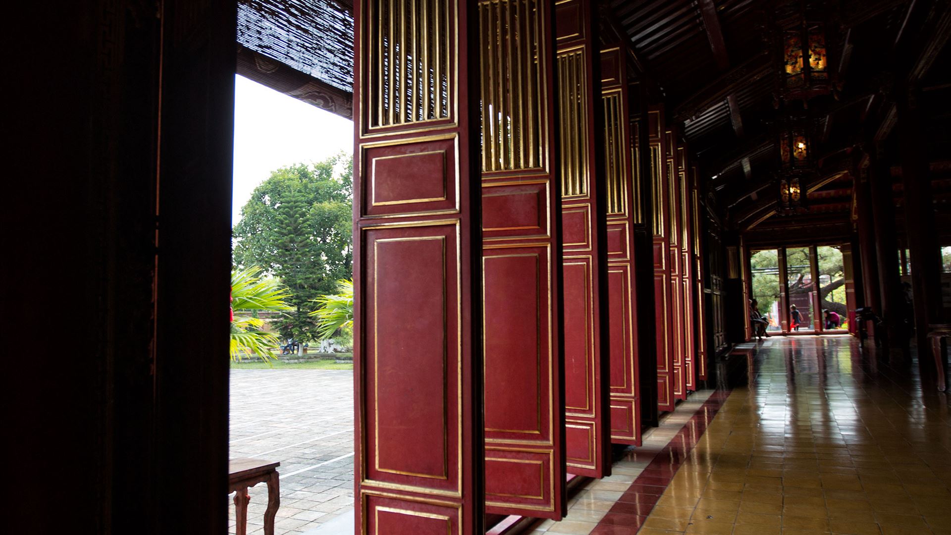 Click to view large image Journeys: Explore Vietnam