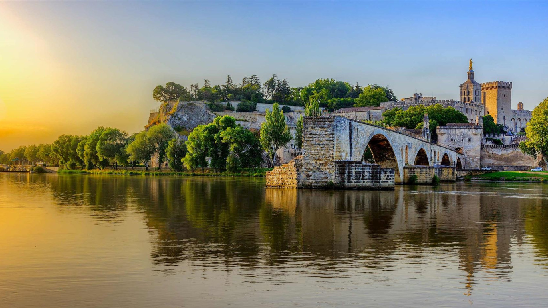 Click to view large image Highlights of France and Barcelona