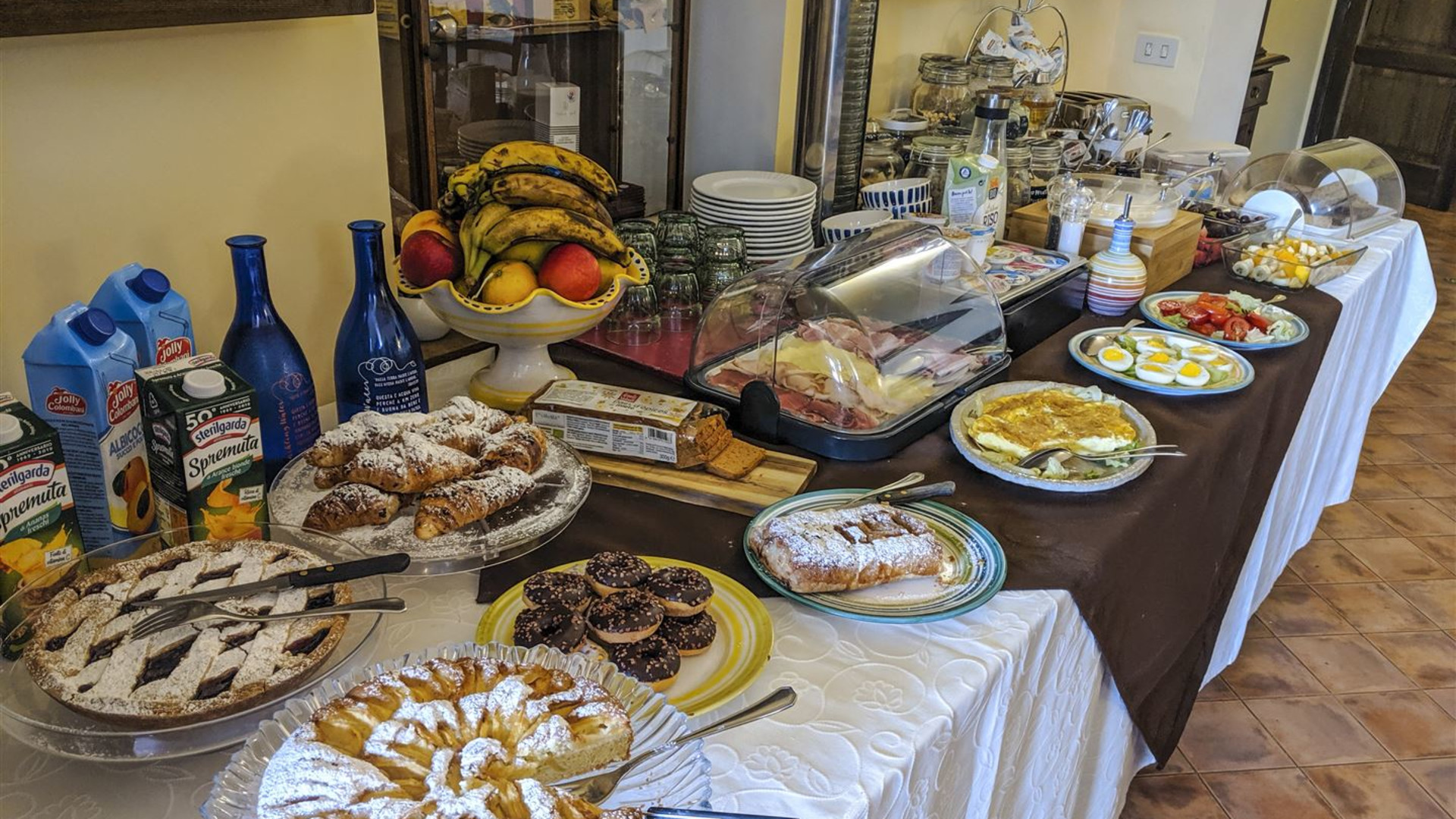 Click to view large image Journeys: Southern Italy, Naples to Rome