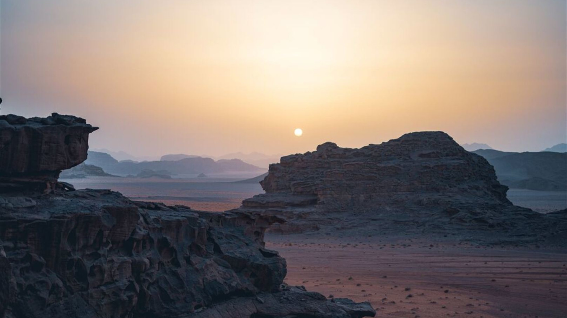 Click to view large image Premium Walking and Hiking Jordan (Petra, Wadi Rum & the Dead Sea)
