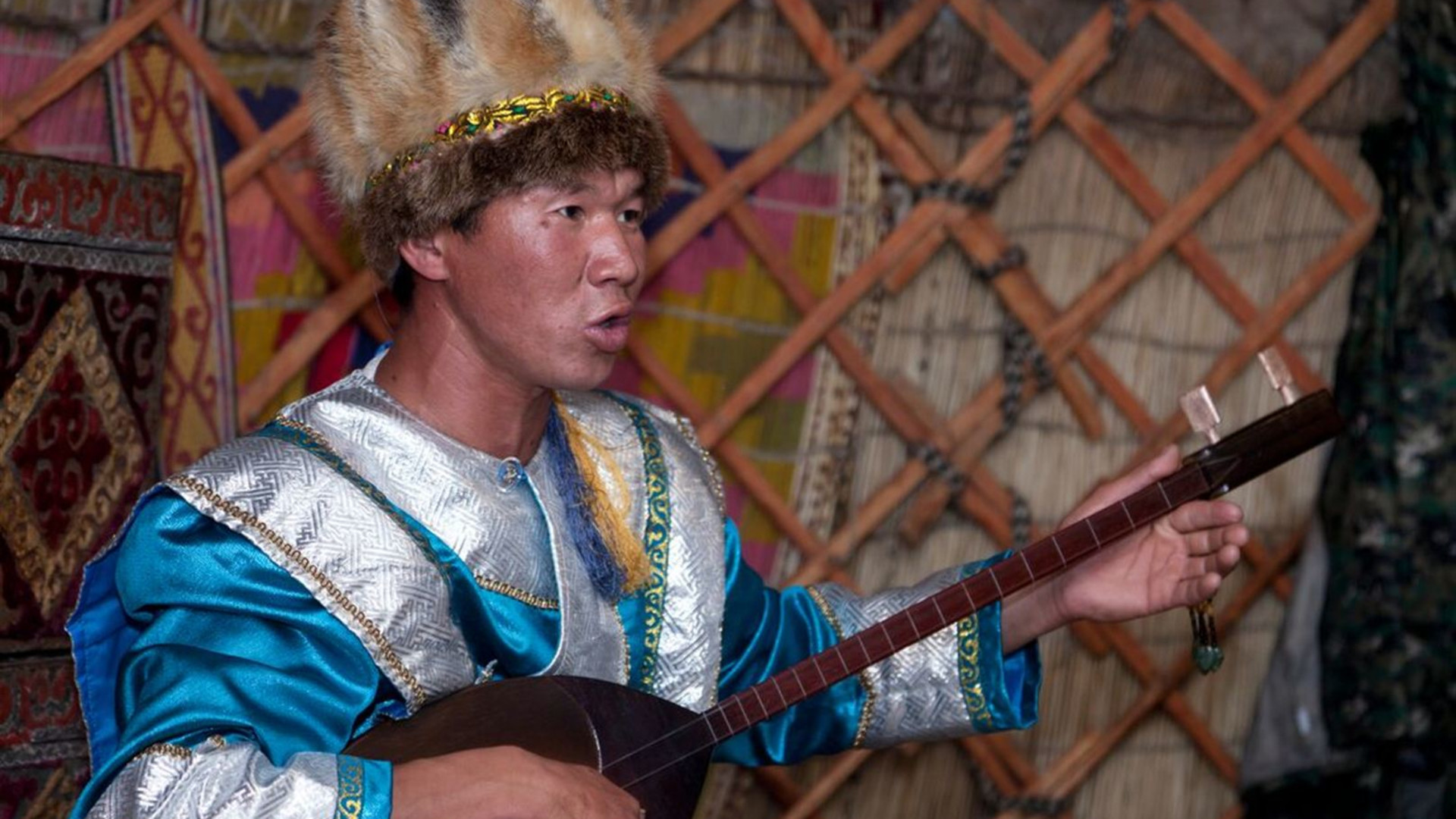 Click to view large image Mongolia Expedition: Reindeer Herders