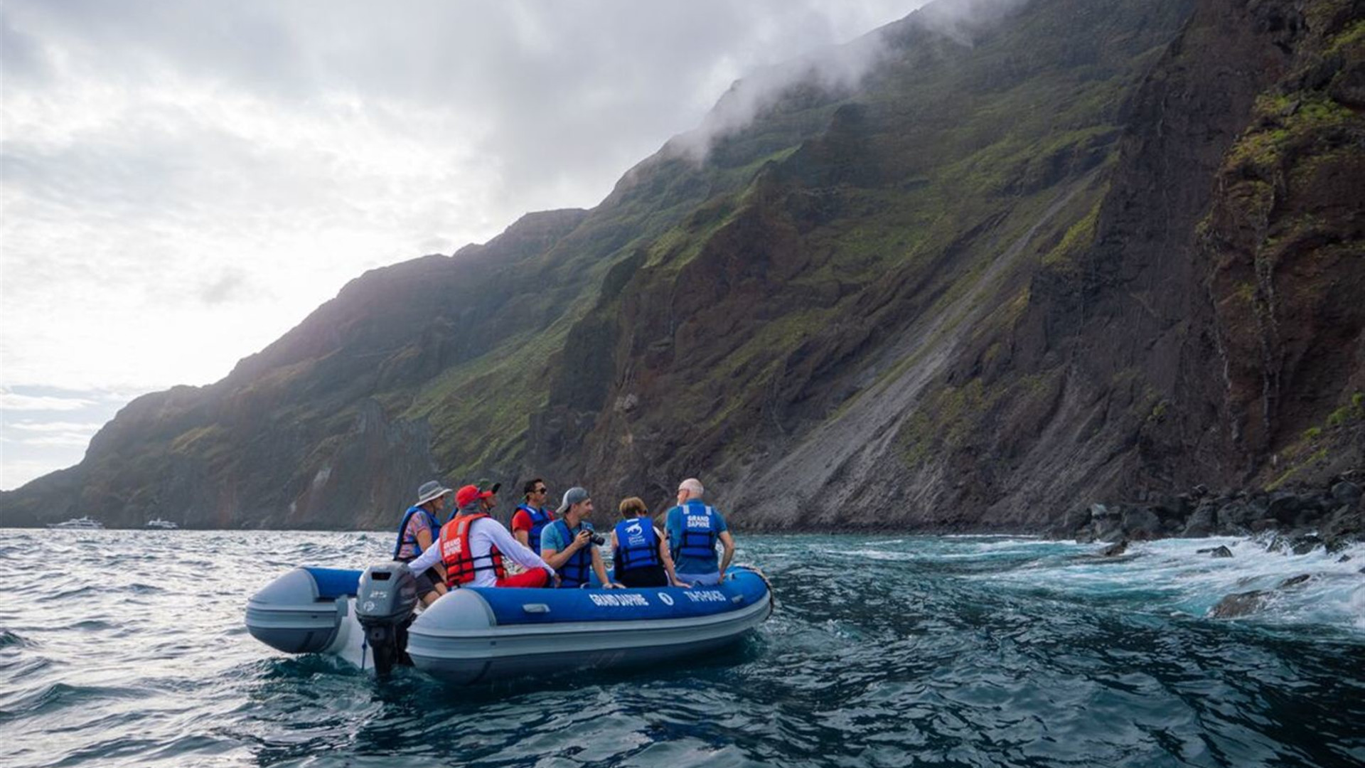 Click to view large image Galapagos Encounter: Southern Islands (Grand Queen Beatriz)
