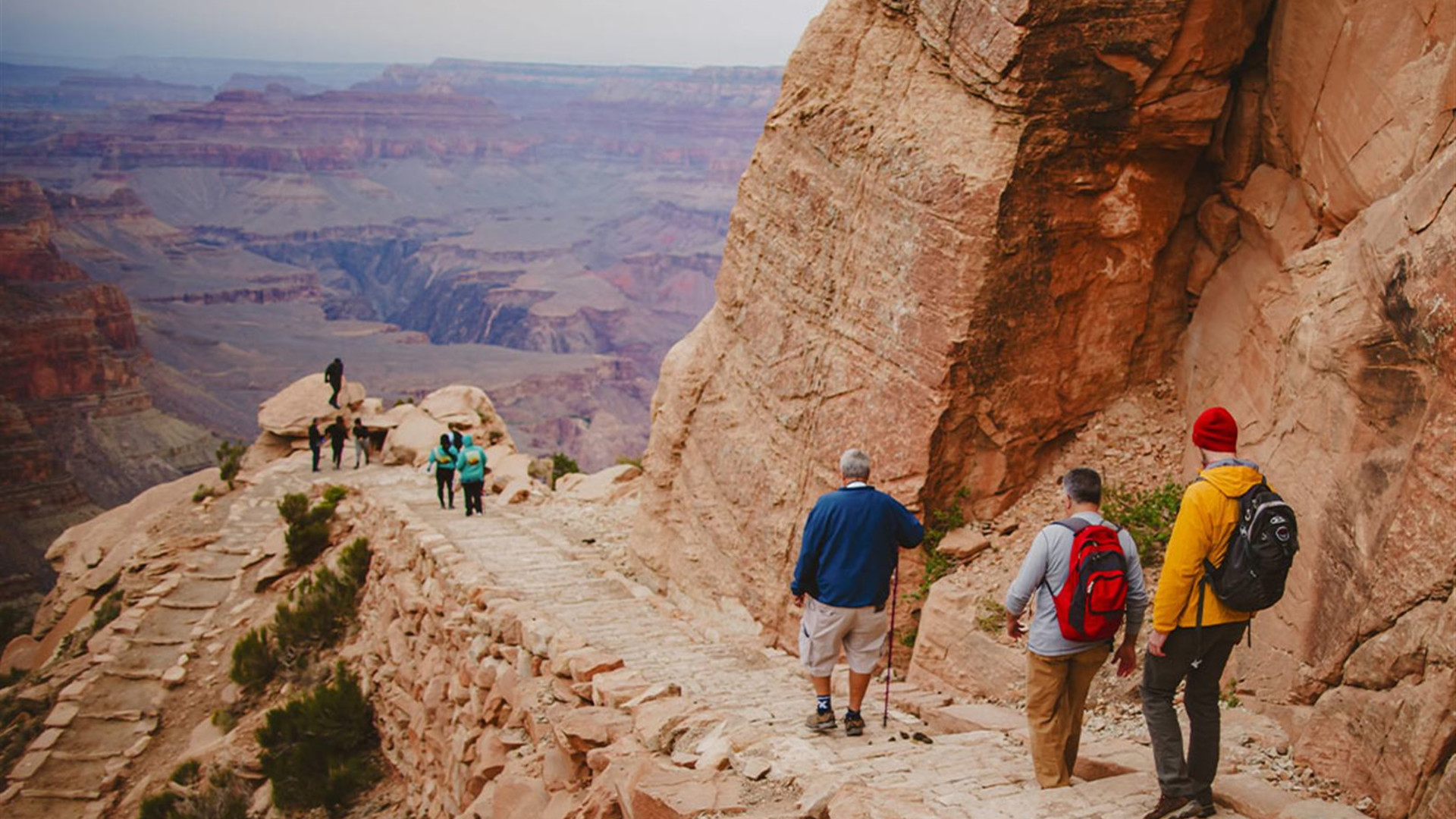 Click to view large image Premium Hiking in the Grand Canyon