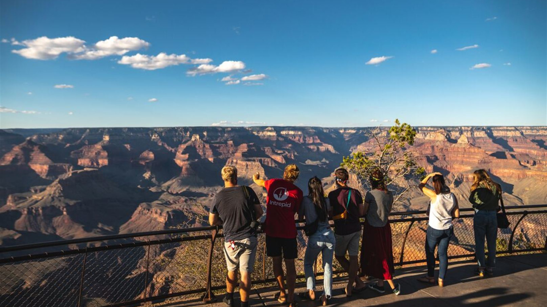 Click to view large image Premium Hiking in the Grand Canyon