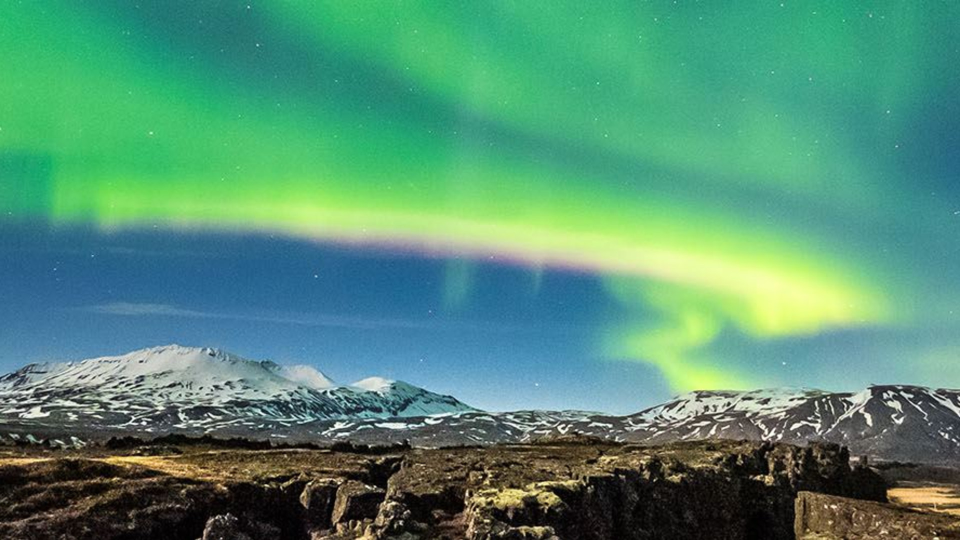 Click to view large image Northern Lights Escape