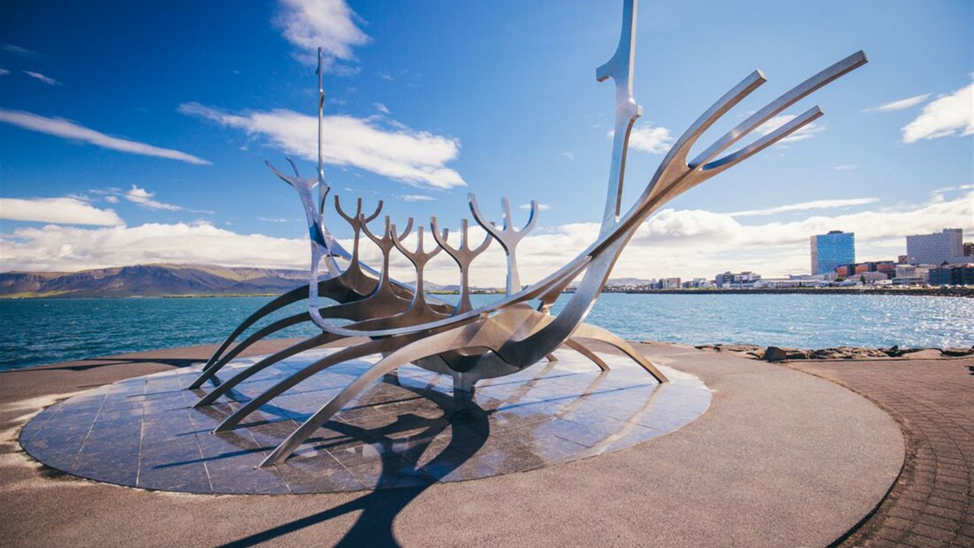 Click to view large image Iceland Family Holiday