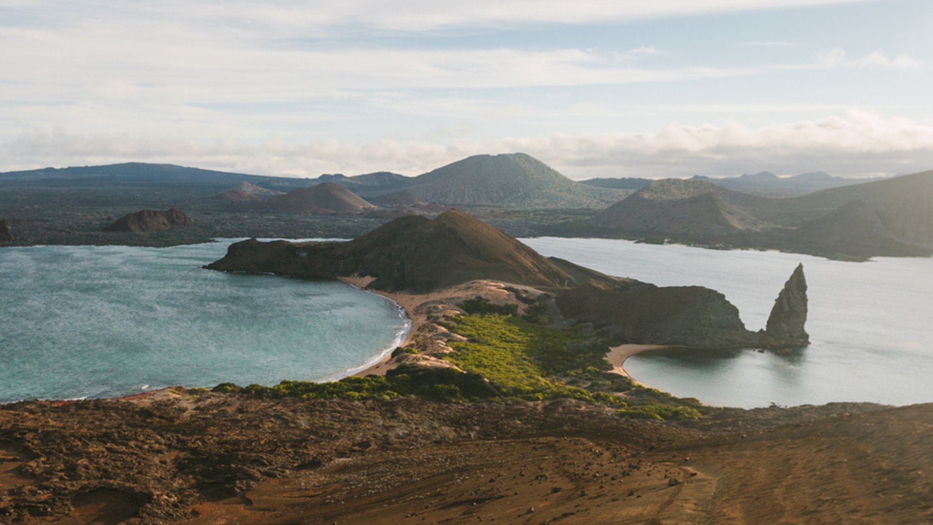 Click to view large image Classic Galapagos: Central Eastern Islands (Grand Queen Beatriz)
