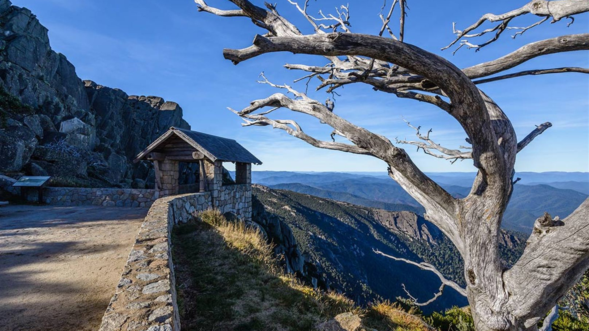 Click to view large image Walk Victoria's High Country