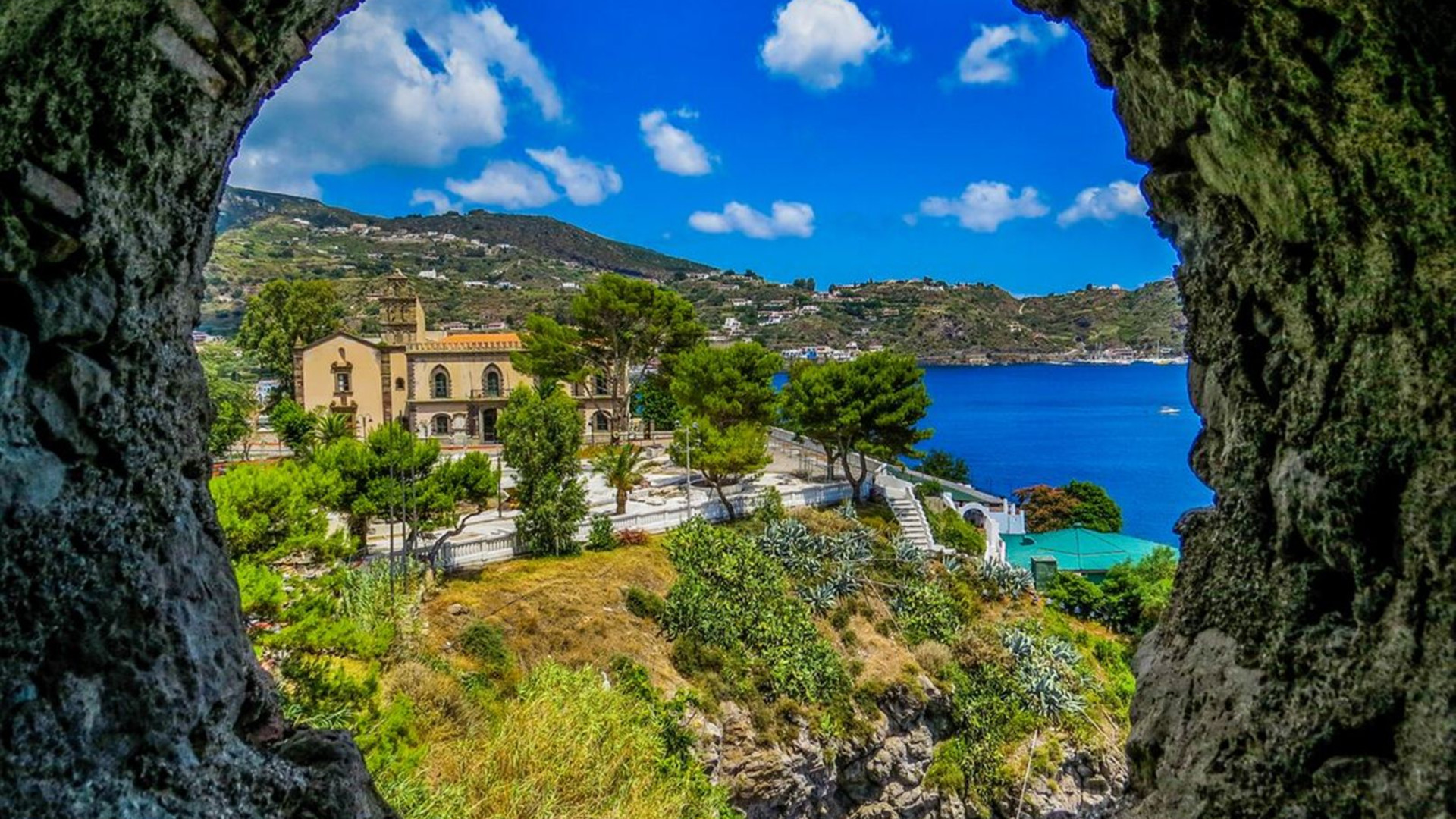 Click to view large image Calabria: Naples to Catania