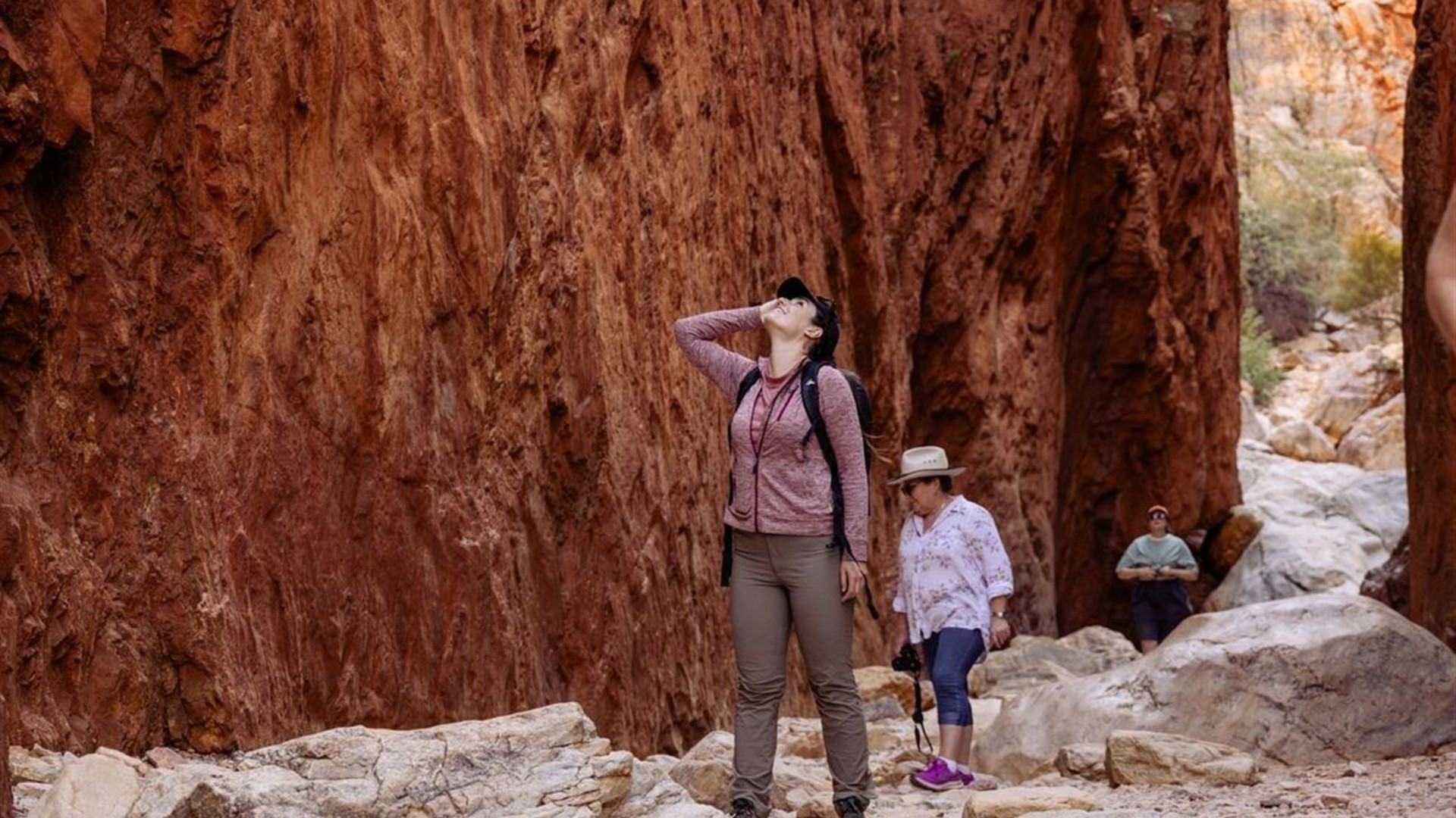 Click to view large image Trek the Larapinta Trail