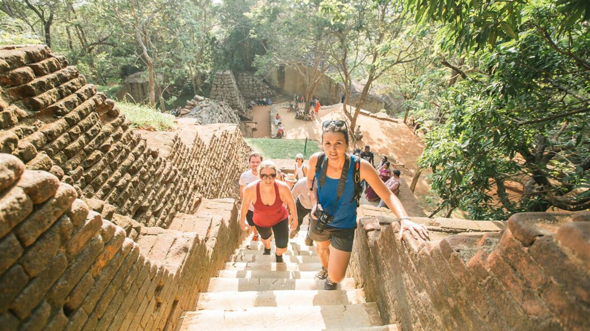 Click to view large image Sri Lanka: Hike, Bike & Kayak