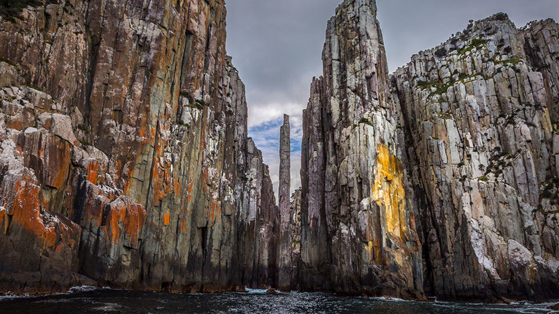 Click to view large image Walk Tasmania’s Capes, Freycinet & Maria Island
