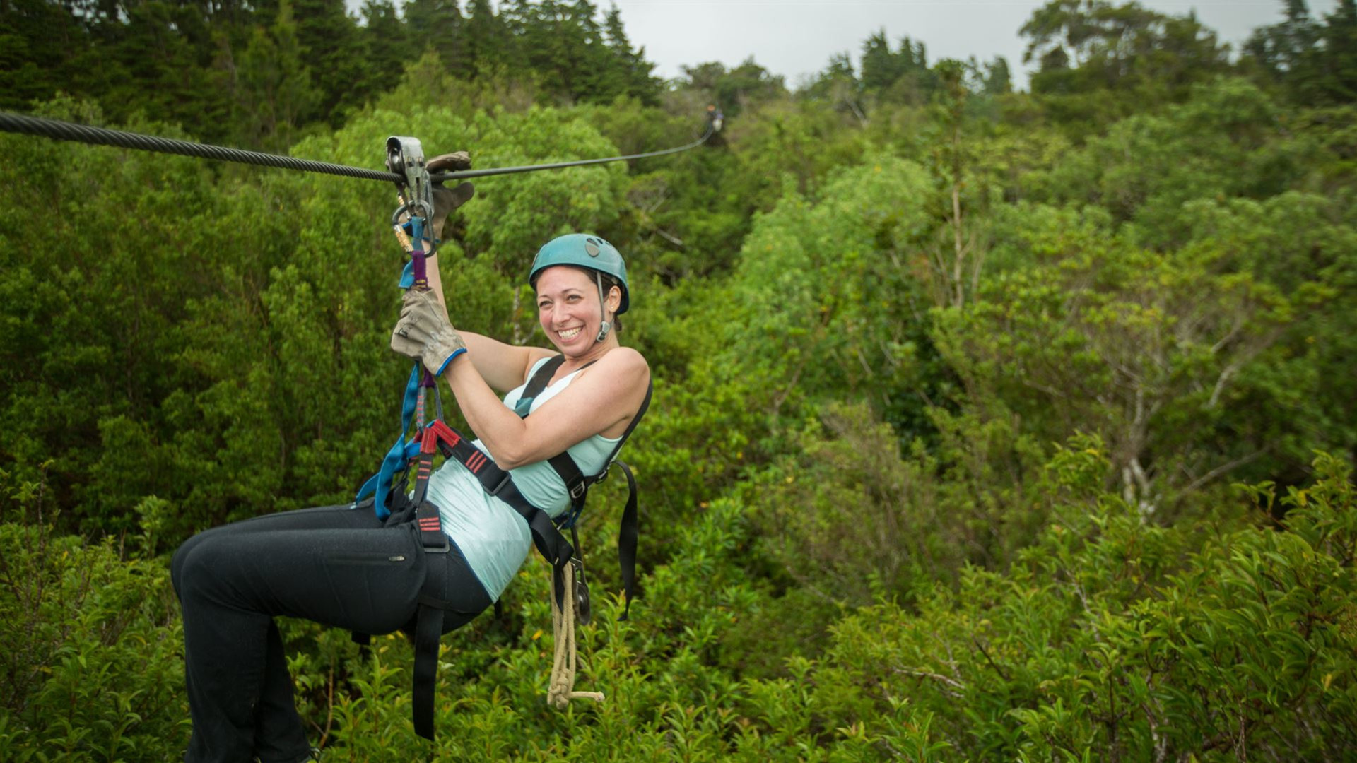 Click to view large image Epic Costa Rica: Craters, Rainforests & Hanging-10