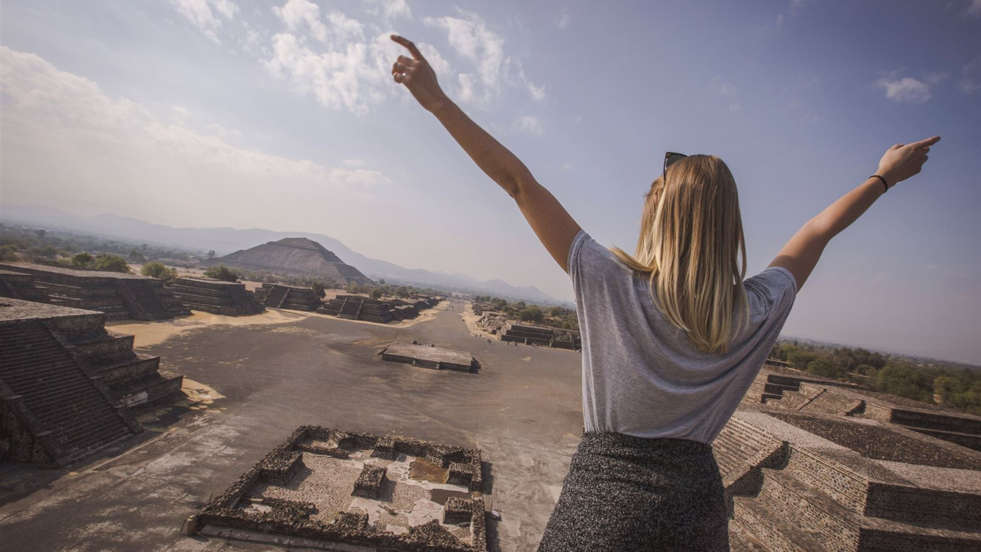 Click to view large image Mexico City to Oaxaca: Pottery & Aztec Pyramids