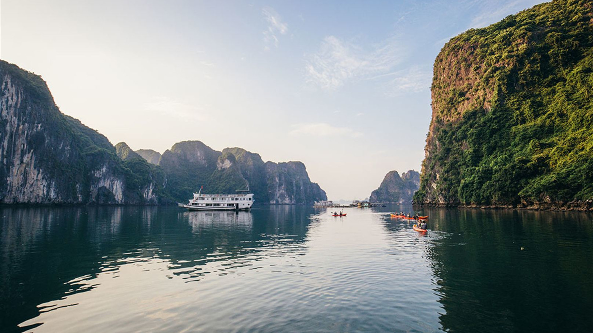 Click to view large image Vietnam Express Northbound