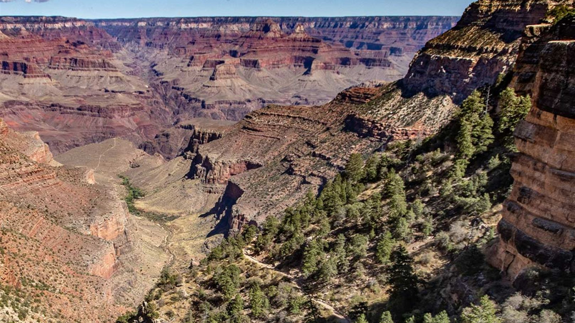 Click to view large image Premium Hiking in the Grand Canyon