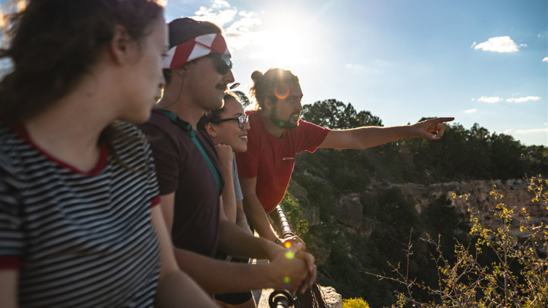 Click to view large image Premium Hiking in the Grand Canyon