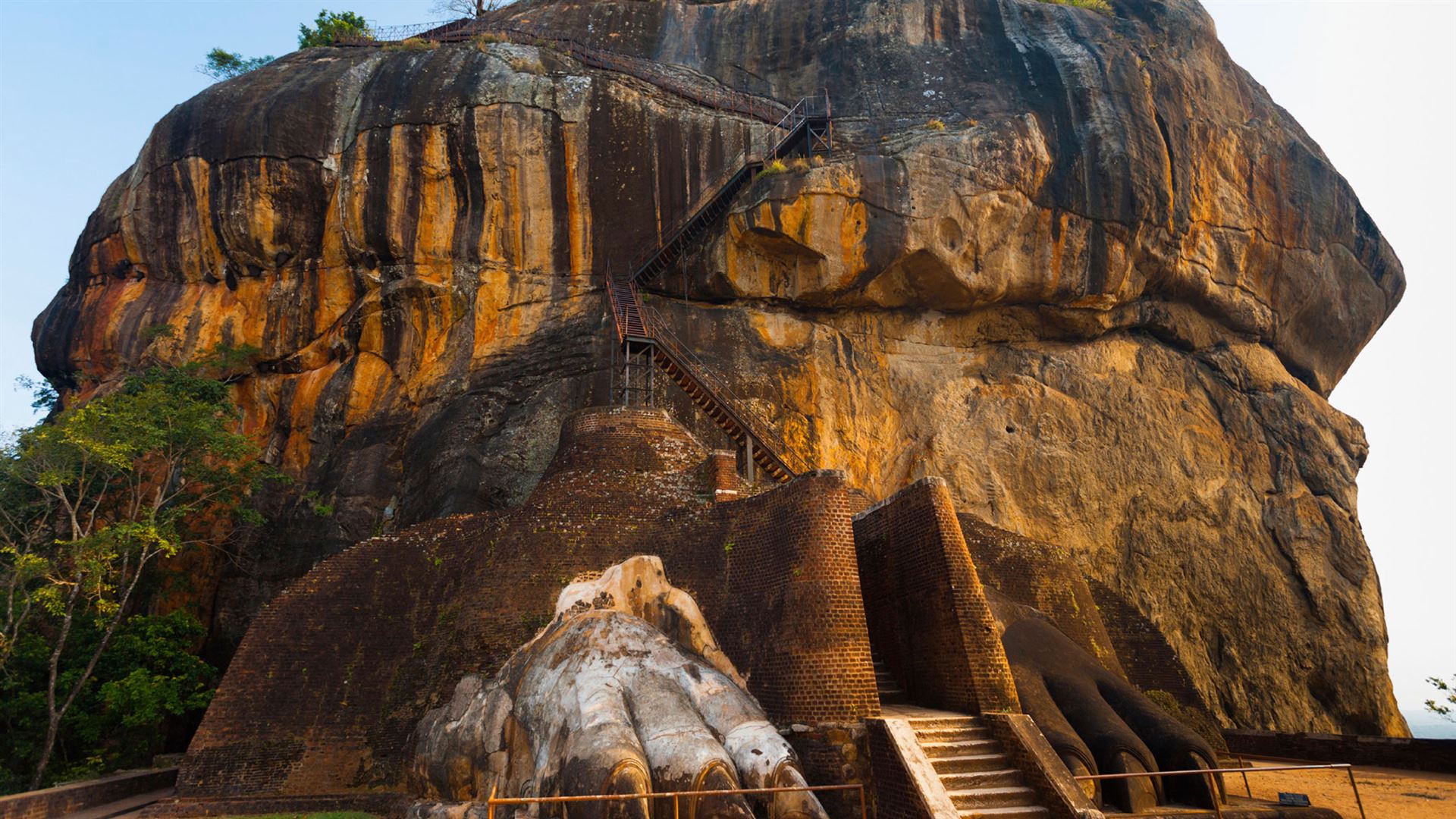 Click to view large image Sri Lanka Encompassed