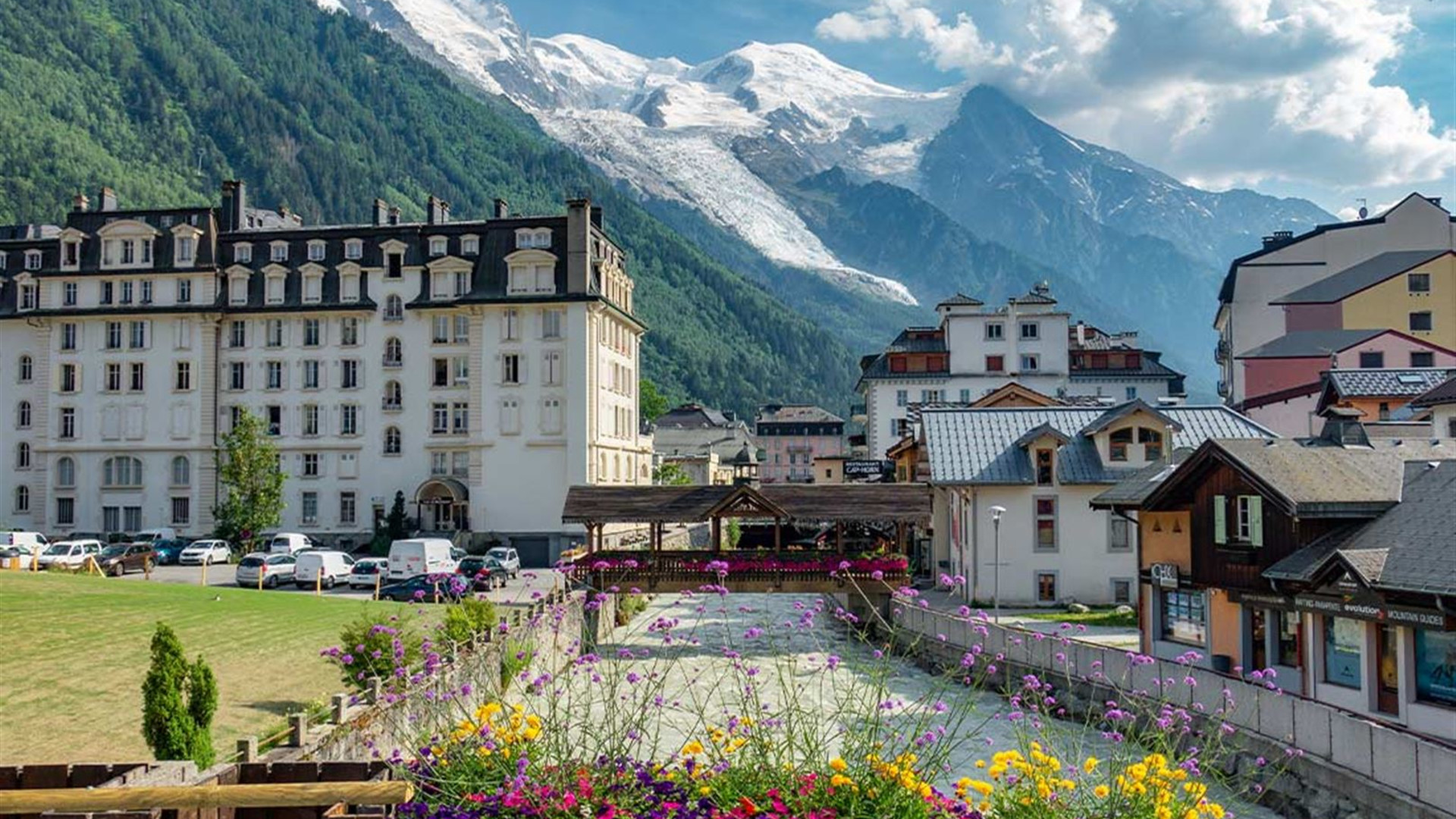 Click to view large image Hike the Tour du Mont Blanc