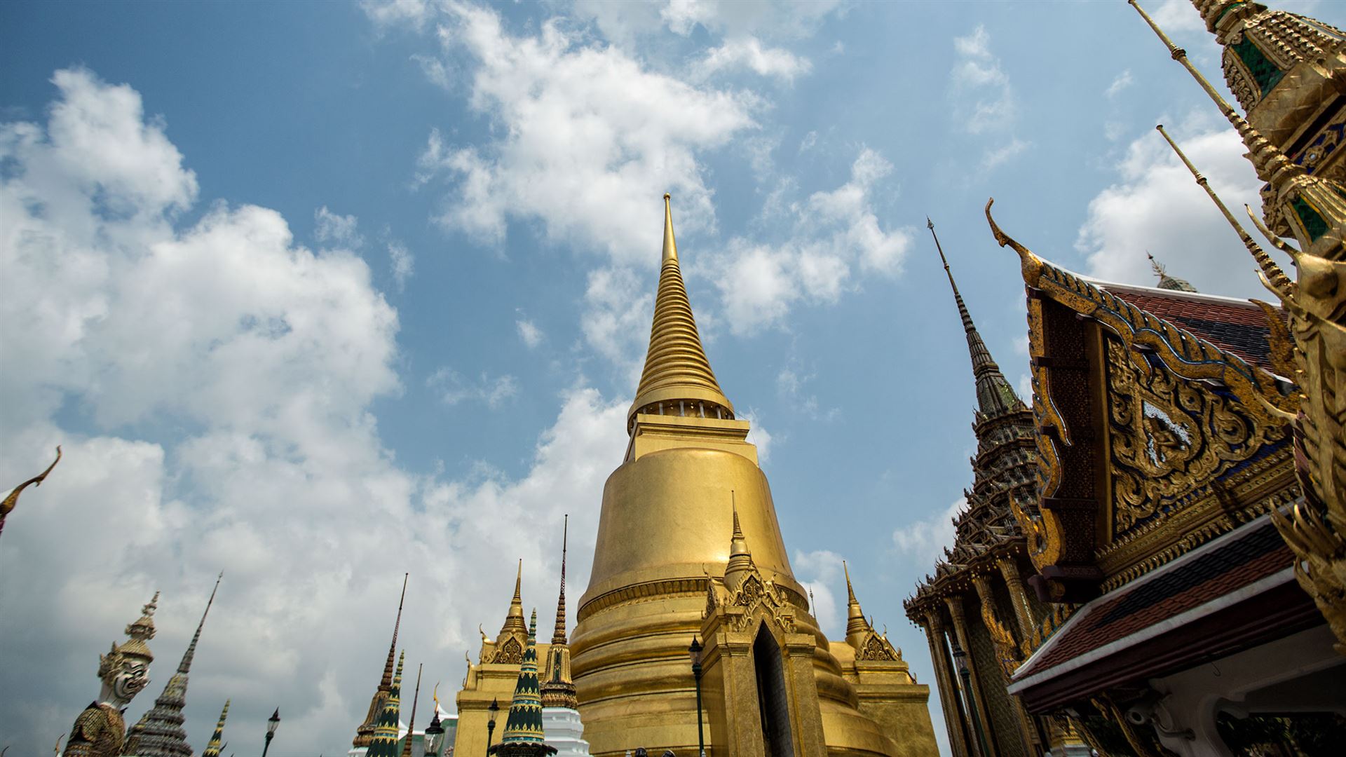 Click to view large image Southern Thailand Sojourn: Nightlife & National Parks