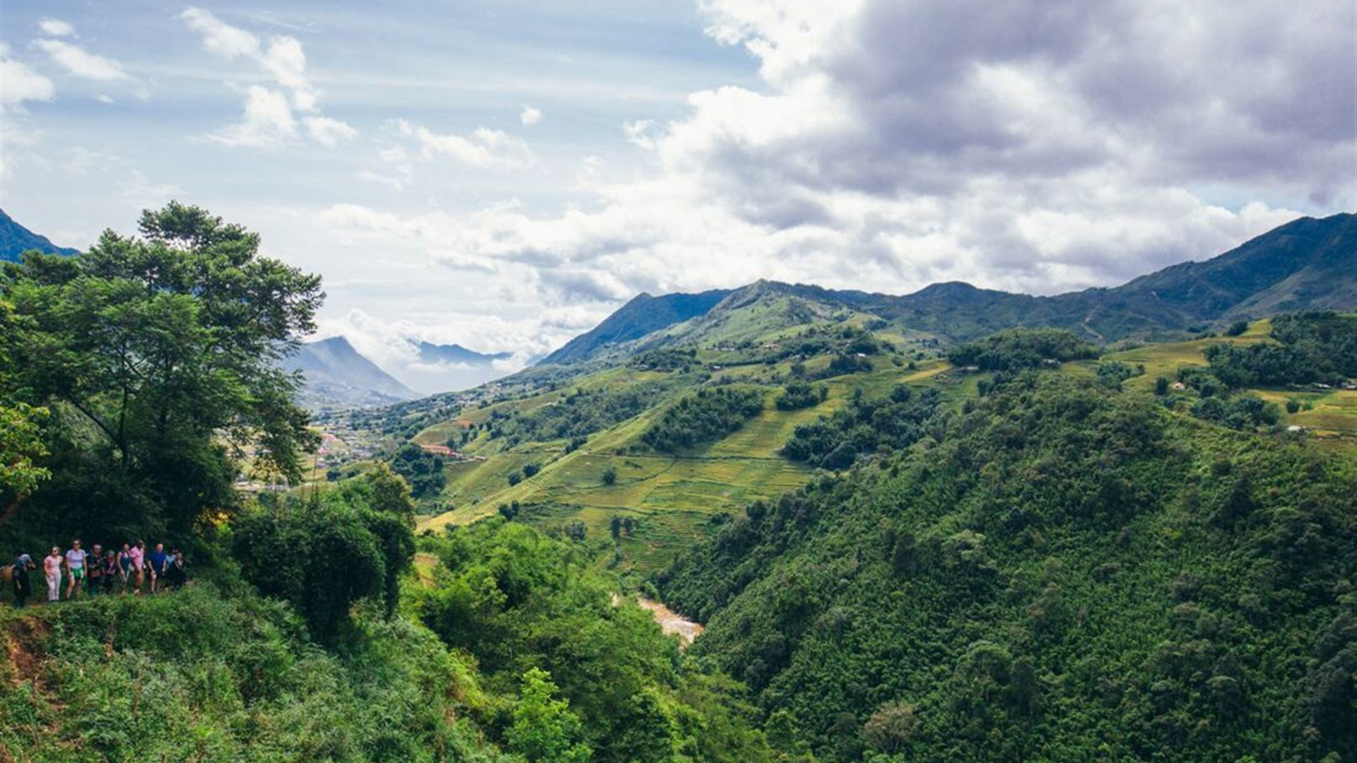 Click to view large image Premium Walking & Hiking in Vietnam