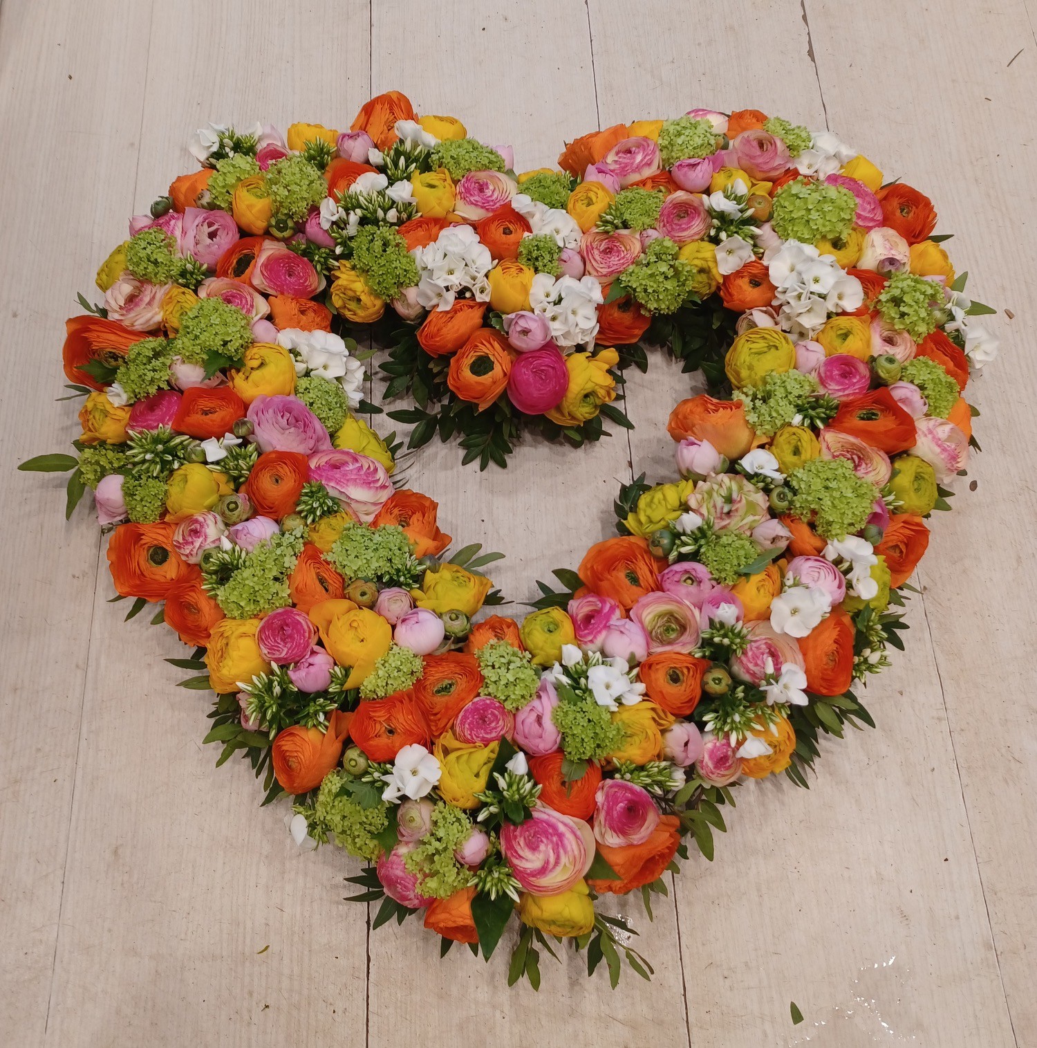 Åbent oasishjerte, farver og blomster som billede