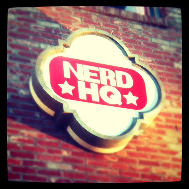 NA NERDHQ SIGN