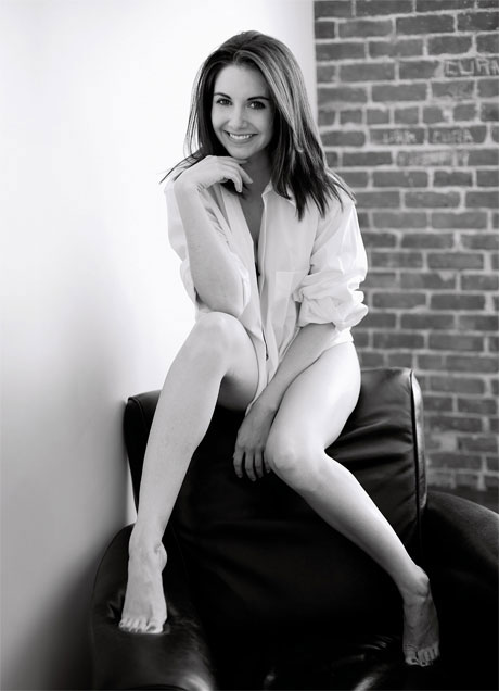 Alison Brie In New Judd Apatow Film.