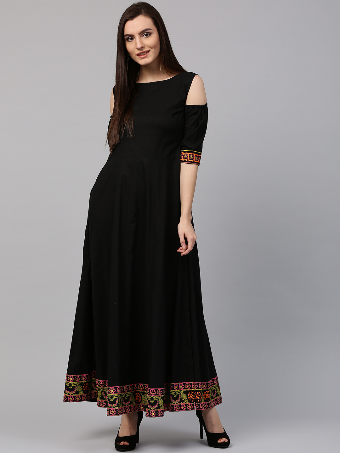 Nayo Women Black Solid Anarkali Kurta Price in India