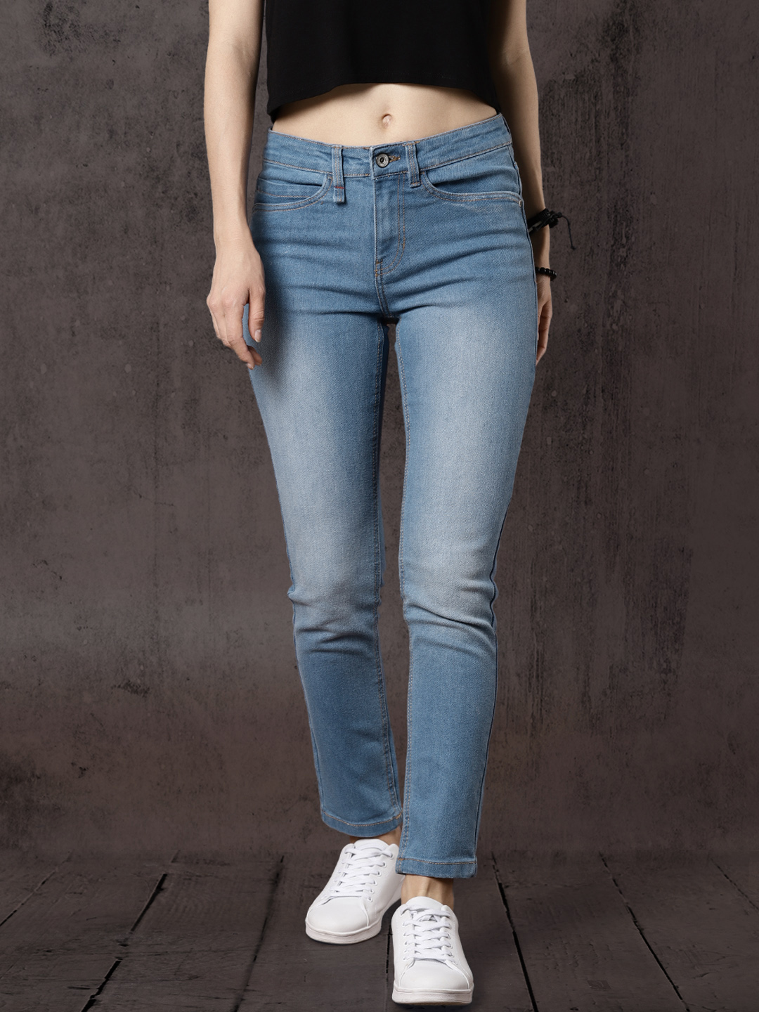 Roadster Women Blue Regular Fit Mid-Rise Clean Look Stretchable Jeans Price in India