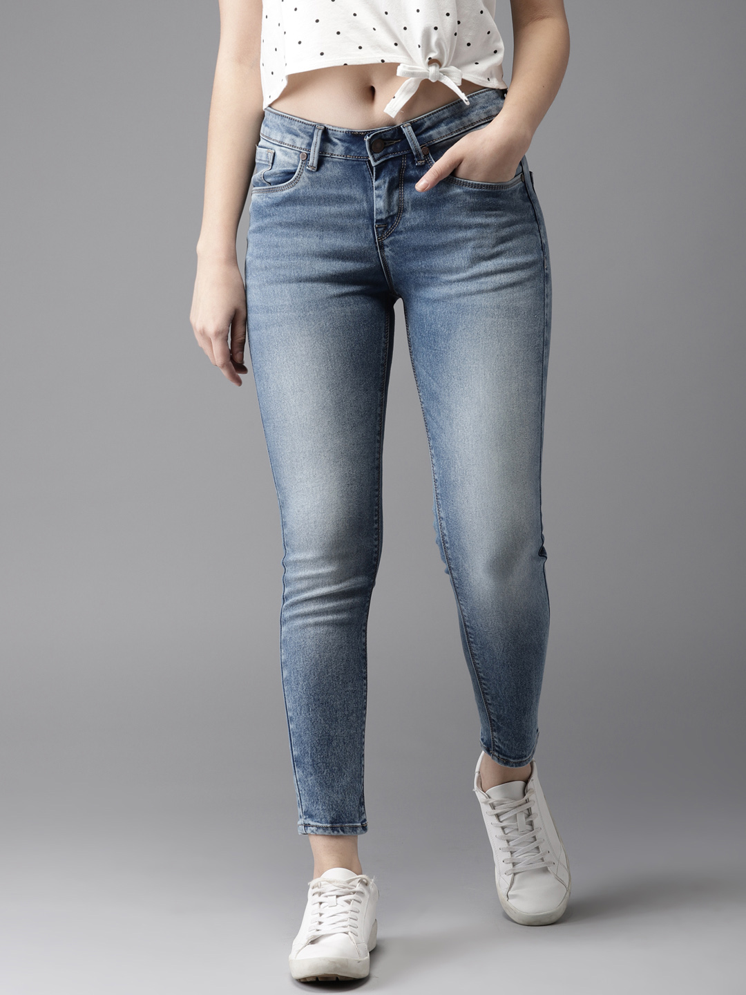 HERE&NOW Women Blue Ankle Skinny Fit Mid-Rise Clean Look Stretchable Cropped Jeans Price in India