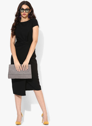 Black Coloured Solid Bodycon Dress Price in India