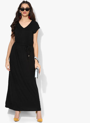 Black Coloured Solid Maxi Dress Price in India