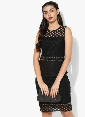 Black Coloured Self Pattern Shift Dress Price in India