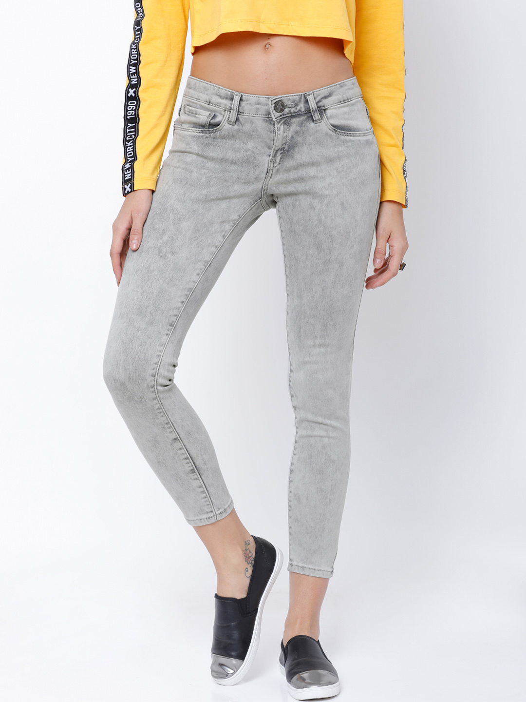 Tokyo Talkies Women Grey Super Skinny Fit Mid-Rise Ankle Length Stretchable Jeans Price in India