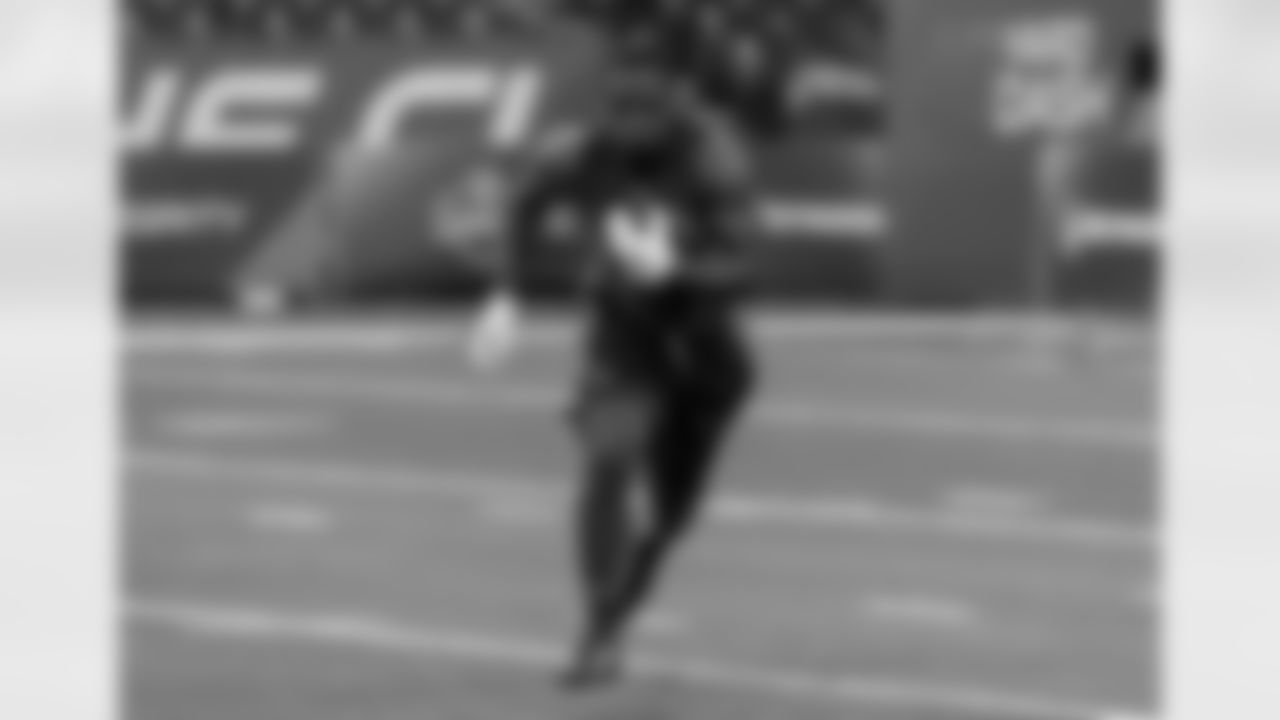 RB Jordan Howard