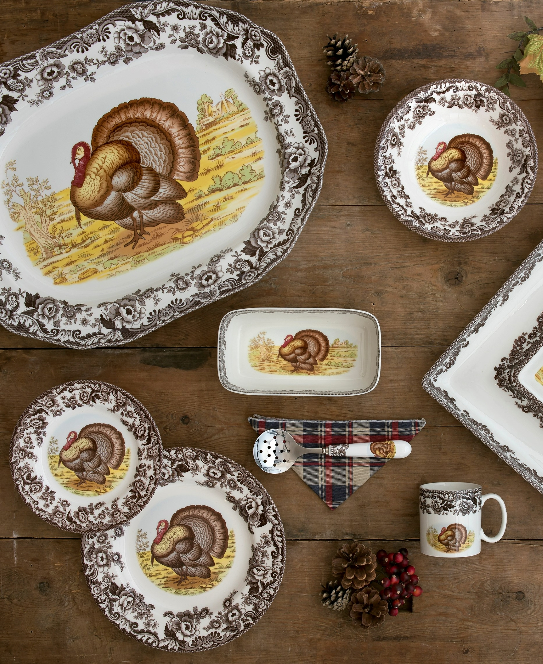 Panache to your Dinner Parties with Luxury Dinnerware and Premium