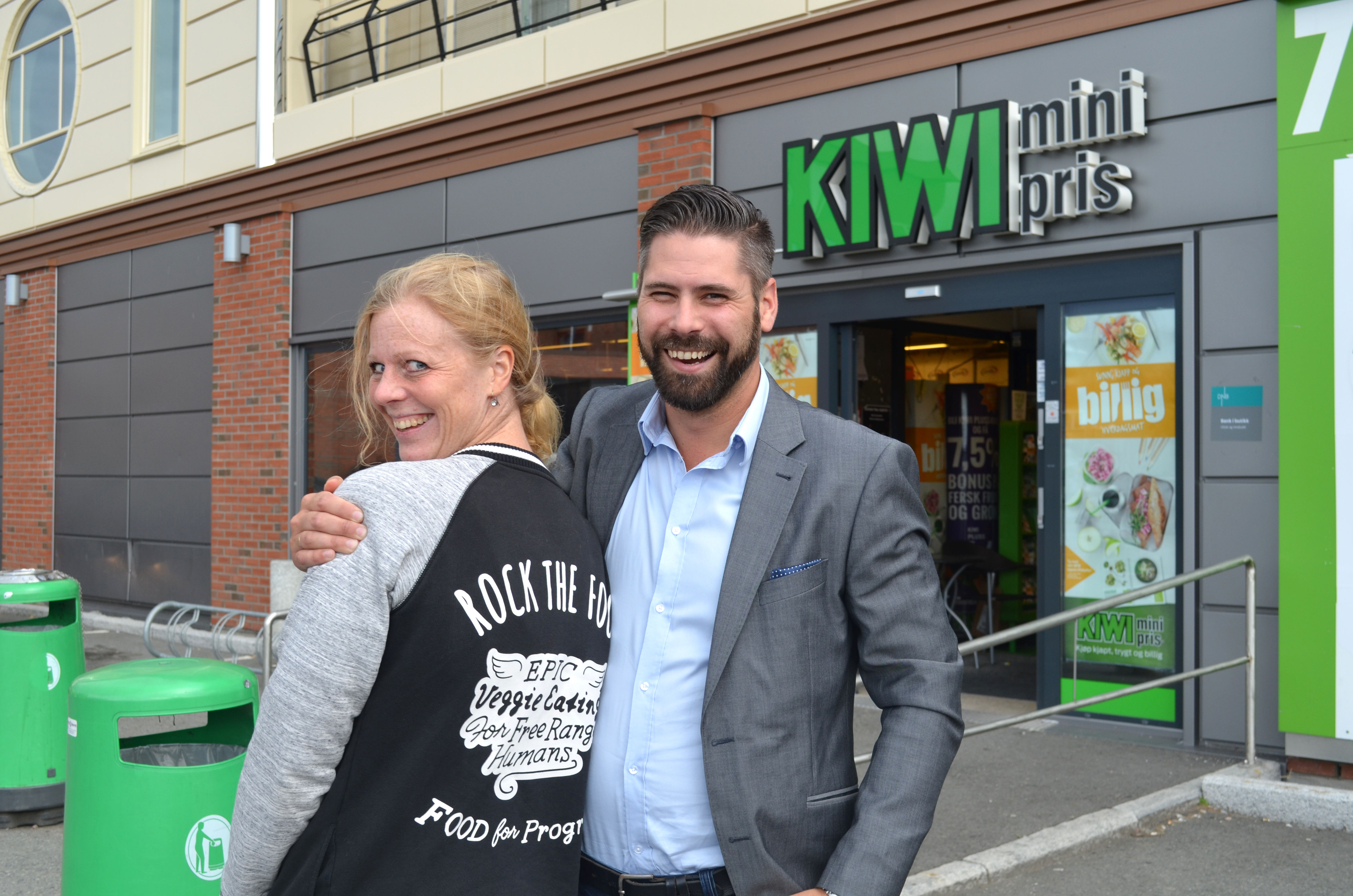 Gründer Anna-Kajsa Lidell og salgssjef Carl Montelius i Food for Progress gleder seg til å introdusere Oumph! for det norske markedet.