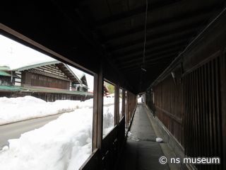 中町こみせ通り